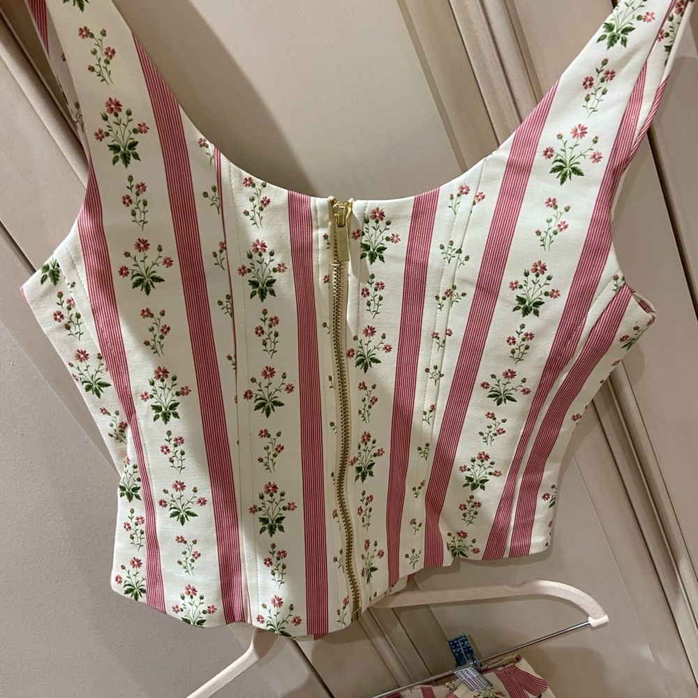 We wore what Lemon Icing print Striped Pink and Cream Floral Set corset top BNWT - Picture 4 of 16